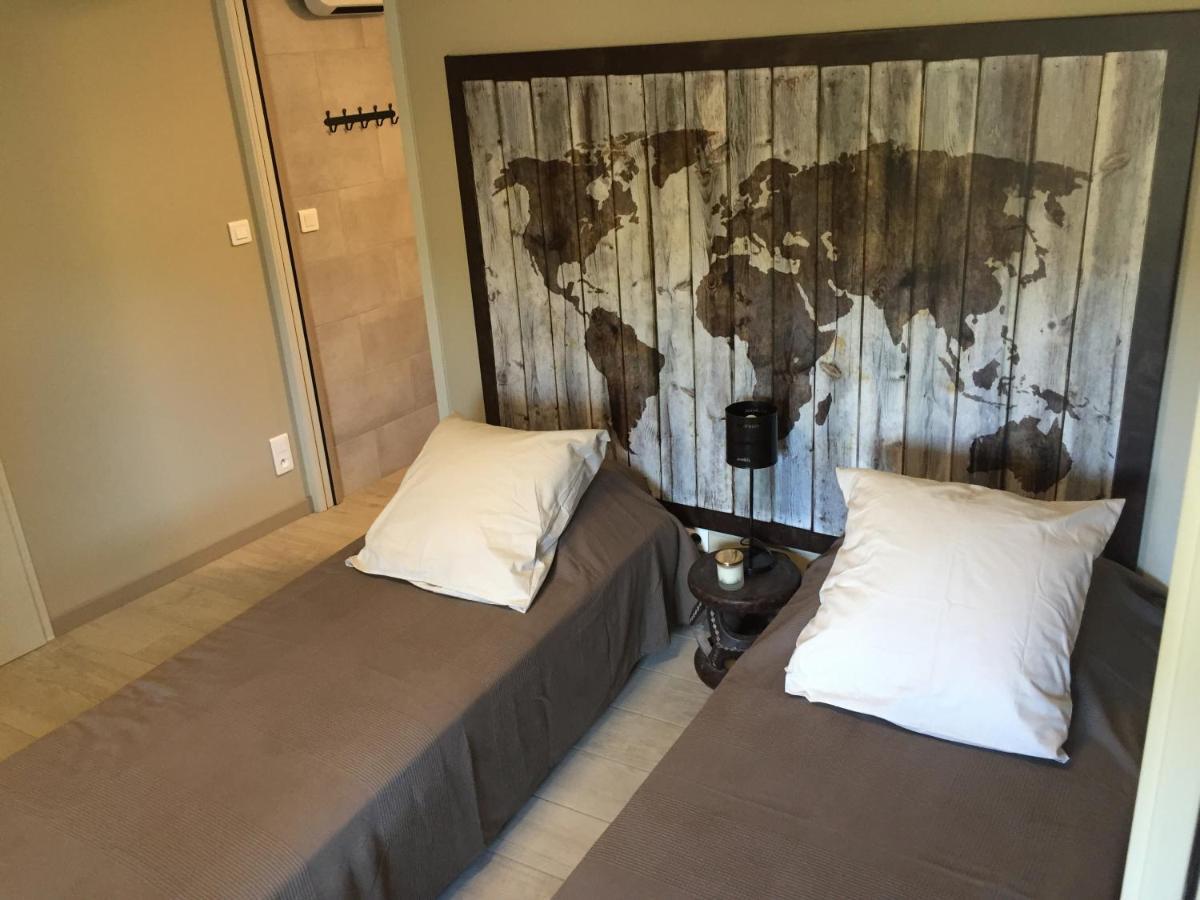 Gite De Gazelle Chambres D'Hote La Vacquerie-et-Saint-Martin-de-Castries ภายนอก รูปภาพ