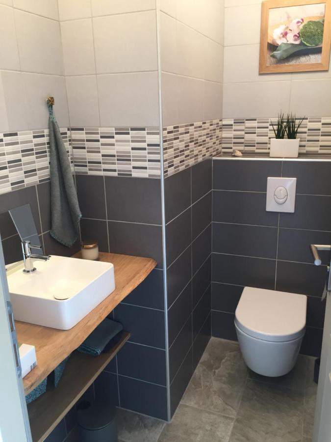 Gite De Gazelle Chambres D'Hote La Vacquerie-et-Saint-Martin-de-Castries ภายนอก รูปภาพ